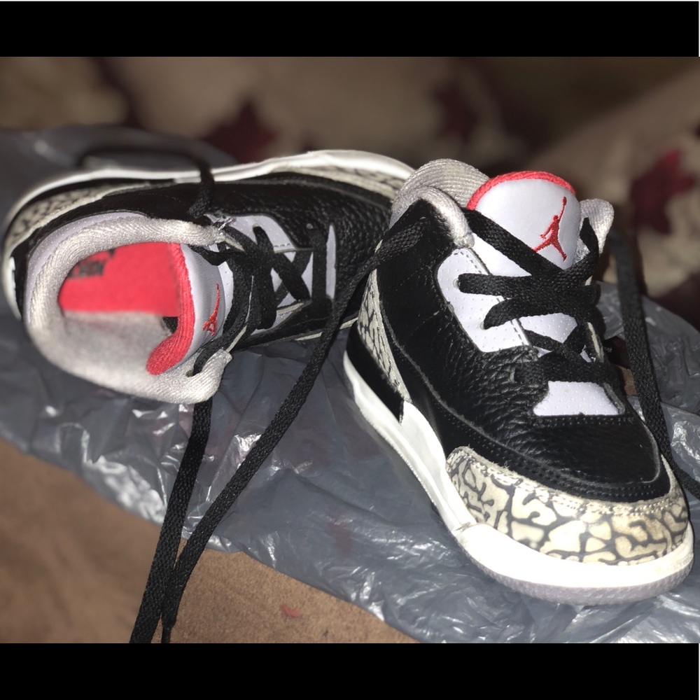 Jordan 3s kids size 7c